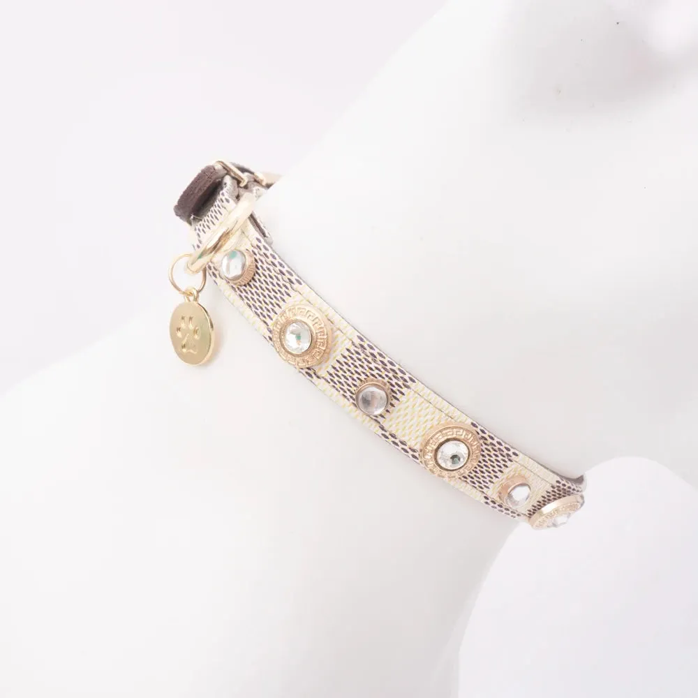 Luxury Adjustable PU Leather Cat and Dog Collar with Lucky Clover Charm