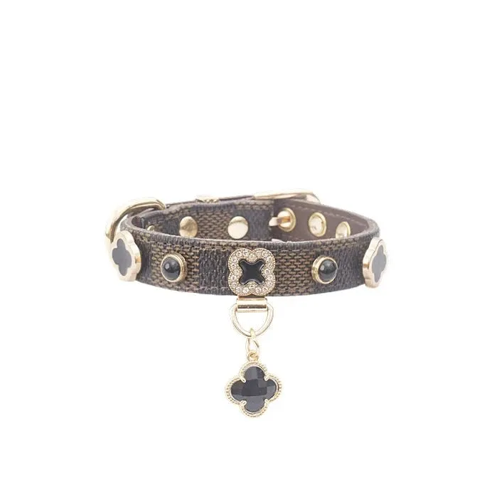 Luxury Adjustable PU Leather Cat and Dog Collar with Lucky Clover Charm