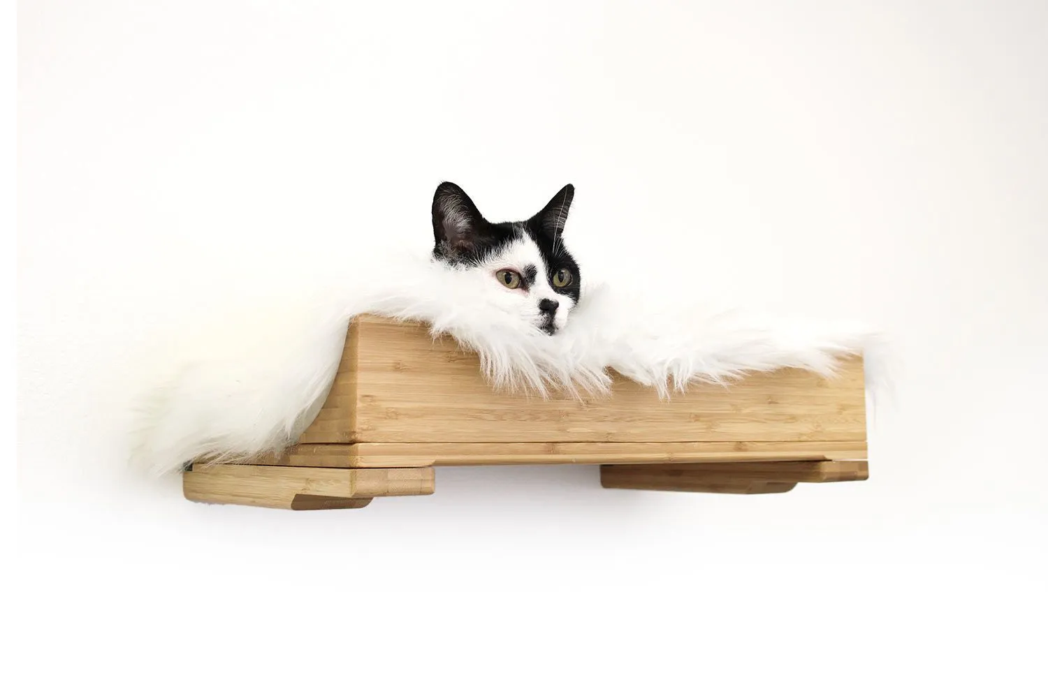 The Nest - A Plush Wall Cat Bed