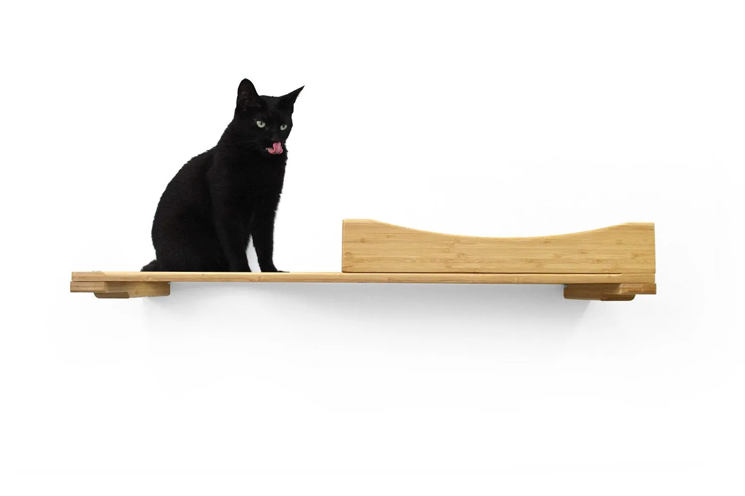The Nest - A Plush Wall Cat Bed