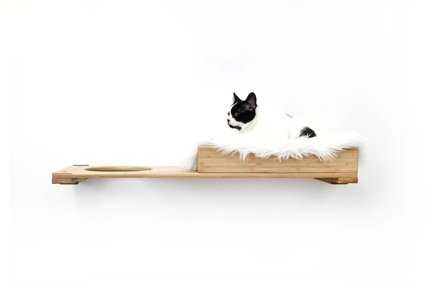 The Nest - A Plush Wall Cat Bed
