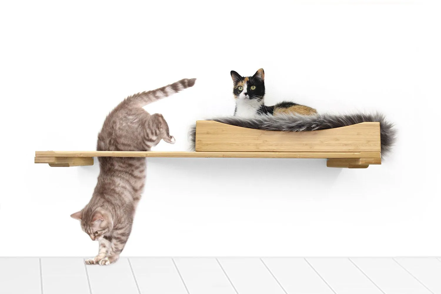 The Nest - A Plush Wall Cat Bed
